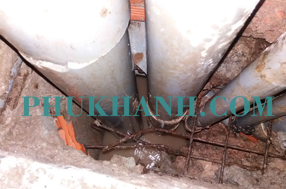 BẢO TRÌ CHỐNG DỘT MÁI TÔN, BONG TRÓC NỀN NHÀ XƯỞNG, NỨT NHÀ XƯỞNG, CHỐNG THẤM ... TẠI NHÀ KHO CÔNG TY MAPLETREE (KCN VSIP2).