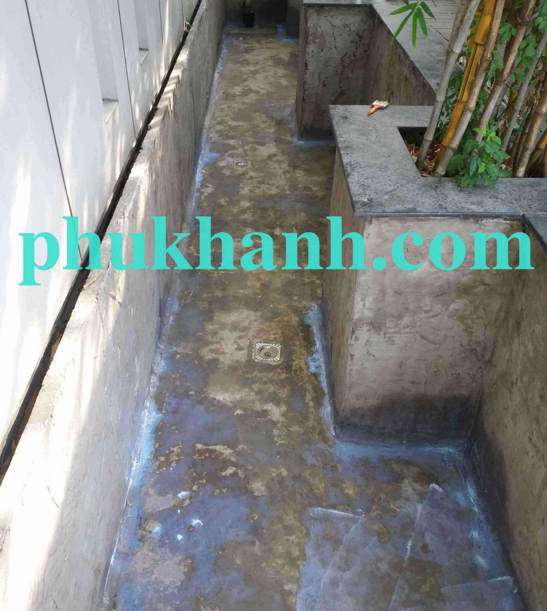 thi-cong-chong-tham-be-nuoc-tai-cong-ty-cna-hte-viet-nam