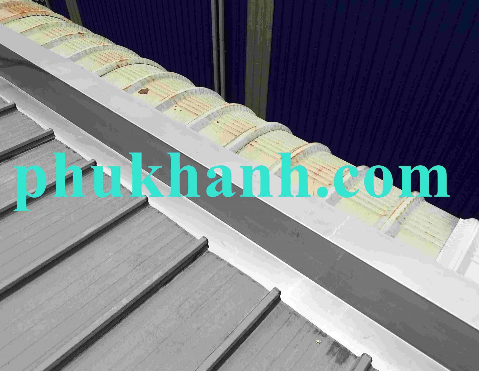 thi-cong-thay-the-mang-xoi-inox-304-nha-xuong-cong-ty-tnhh-schenker-viet-nam
