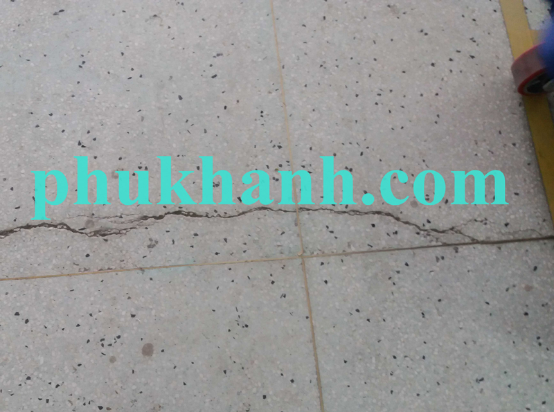 xu-ly-nut-be-tong-san-tai-cong-ty-tnhh-freetrend-a
